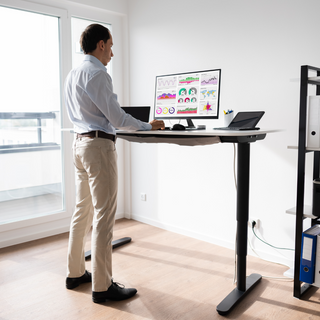 6 Benefits of Standing Desks in Australia