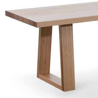 Lara Bench