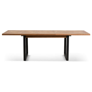 Lara Dining Table Oak