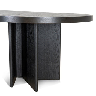 Windsor Dining Table
