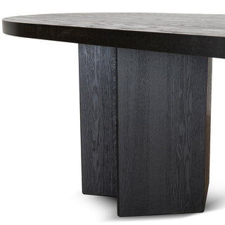 Windsor Dining Table