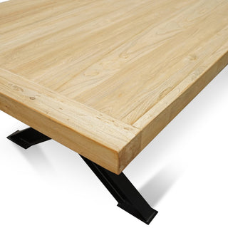 Max Dining Table Red