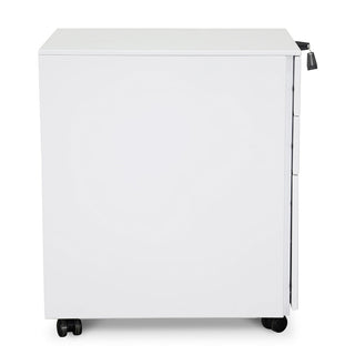 Poppy White